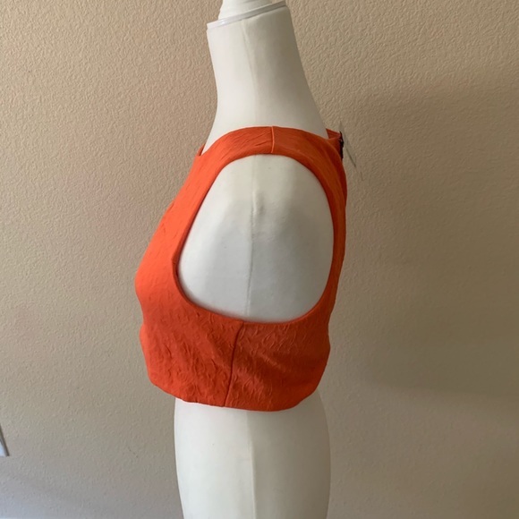 G by guess crop top - Picture 2 of 3